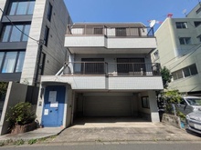 【東京都/港区南青山】港区南青山2丁目　土地 現地（古家あり）：現況古家あり※更地渡しです