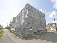 【神奈川県/横浜市保土ケ谷区星川】保土ヶ谷区星川3丁目　売地　B区画/全2区画 現地：解体中
全２区画　右側