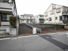 【神奈川県/横浜市神奈川区六角橋】神奈川区六角橋6丁目　B区画/全2区画 現地：全２区画　正面左通路と正面奥