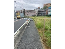 【神奈川県/横浜市鶴見区東寺尾】鶴見区東寺尾3丁目　売地5号地 前面道路：幅員約9.0mの道路