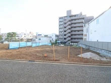 【東京都/世田谷区用賀】世田谷区用賀2丁目　売地　A区画 現地：全2区画。左側A区画、右側B区画