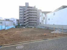 【東京都/世田谷区用賀】世田谷区用賀2丁目　売地　B区画 現地：全2区画。左側A区画、右側B区画