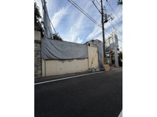 【東京都/大田区南千束】売地　大田区南千束1丁目　NORTH 現地（古家あり）：全3区画/右側、解体中