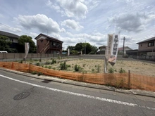 【東京都/稲城市東長沼】稲城市東長沼　3号地 現地：全3区画
中央