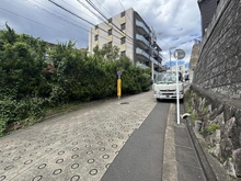 【神奈川県/川崎市麻生区百合丘】川崎市麻生区百合丘1丁目　土地 前面道路