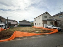 【東京都/町田市鶴川】町田市鶴川3丁目　土地2号地 現地：全2区画
左