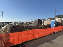 【神奈川県/横浜市栄区桂台西】栄区桂台西2丁目　土地　4区画/全8区画 現地：4区画/全8区画（写真中央）