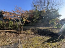 【神奈川県/鎌倉市小町】鎌倉市小町3丁目　土地　B区画/全2区画 現地：B区画/全2区画（写真中央）