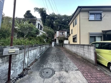 【神奈川県/鎌倉市佐助】鎌倉市佐助2丁目　土地 現地（古家あり）