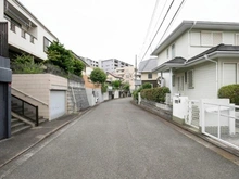 【神奈川県/横浜市青葉区あざみ野南】青葉区あざみ野南2丁目　売地 前面道路