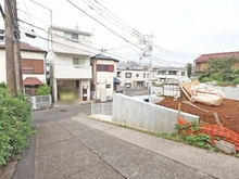 【神奈川県/川崎市宮前区宮崎】宮前区宮崎売地　4区画（全7区画） 現地：4区画：写真中央（全7区画）