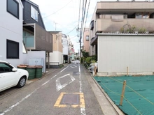 【東京都/目黒区目黒本町】目黒区目黒本町5丁目　建築条件付土地 前面道路