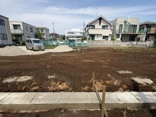 【東京都/中野区上鷺宮】中野区上鷺宮3丁目　売地　3区画【全5区画】 現地：写真中央　3区画【全5区画】
