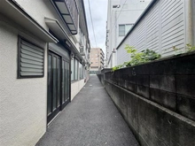 【東京都/港区西麻布】港区西麻布三丁目土地 前面道路