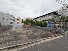 【東京都/杉並区和泉】杉並区和泉2丁目　B区画 現地：全2棟/写真右側