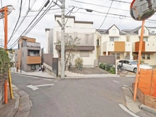 【東京都/世田谷区祖師谷】世田谷区祖師谷4丁目　建築条件付き売地　B区画 前面道路