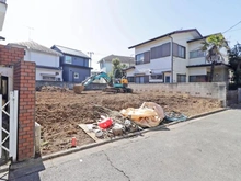 【東京都/世田谷区祖師谷】世田谷区祖師谷5丁目 土地 A区画 現地：全2区画／写真左側