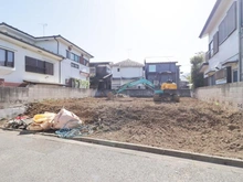 【東京都/世田谷区祖師谷】世田谷区祖師谷5丁目 土地 A区画 現地：全2区画／写真左側