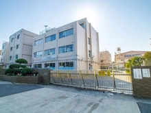 【東京都/世田谷区成城】世田谷区成城9丁目　売地C区画 世田谷区立千歳中学校（現地より約1,300m）