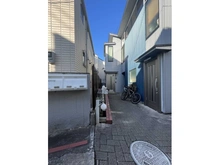 【東京都/目黒区上目黒】目黒区上目黒4丁目建築条件なし売地 現地（古家あり）