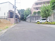 【神奈川県/川崎市高津区久地】川崎市高津区久地四丁目　売地 前面道路