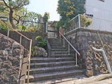 【神奈川県/横浜市磯子区中原】横浜市磯子区中原4丁目 売地 現地（古家あり）