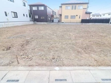 【埼玉県/三郷市高州】三郷市高洲3丁目　土地　2号地 現地：全3区画／対象地正面