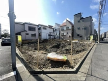 【東京都/江戸川区松江】江戸川区松江2丁目　2号棟 現地：全4棟現場写真右中央2号棟