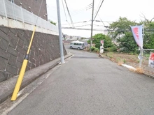 【神奈川県/横浜市港南区上大岡東】港南区上大岡東1丁目　売地 前面道路