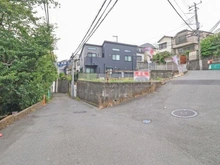 【神奈川県/横浜市港南区上大岡東】港南区上大岡東1丁目　売地 前面道路