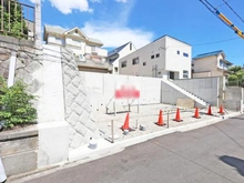 【大阪府/吹田市千里丘中】吹田市千里丘中 売土地 1号地 現地:全2区画、1号棟、2号棟現場