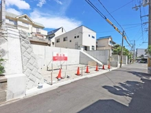 【大阪府/吹田市千里丘中】吹田市千里丘中 売土地 1号地 前面道路:全2区画、1号棟、2号棟現場