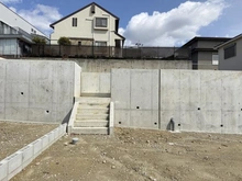 【大阪府/吹田市藤白台】吹田市藤白台二丁目　2号地 現地：2号地　全2区画　右側