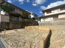 【大阪府/箕面市粟生新家】粟生新家5丁目　売土地 現地：一区画