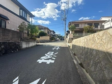 【大阪府/箕面市粟生新家】粟生新家5丁目　売土地 前面道路