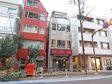 【東京都/文京区白山】文京区白山一丁目土地 現地（古家あり）：写真中央