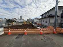 【東京都/東村山市野口町】東村山市野口町2丁目（4号地）　土地 現地：造成中　全4号地
写真右側（4号地）
