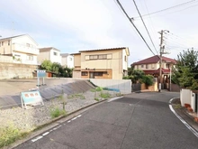 【神奈川県/横浜市鶴見区梶山】鶴見区梶山2丁目　売地　A区画 前面道路