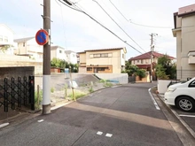 【神奈川県/横浜市鶴見区梶山】鶴見区梶山2丁目　売地　B区画 前面道路