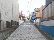 【神奈川県/横浜市鶴見区東寺尾】鶴見区東寺尾2丁目売地　3区画 前面道路