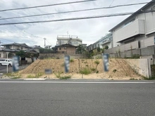 【大阪府/高槻市奥天神町】高槻市奥天神町二丁目　土地　2号地 現地：全2区画（手前側）