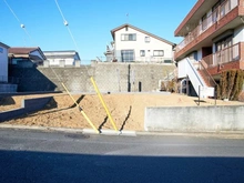 【東京都/日野市大坂上】日野市大坂上第3期　1区画 現地：全3区画（1区画、右側）