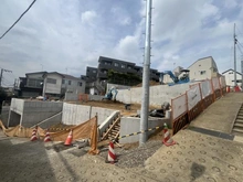 【東京都/大田区鵜の木】大田区鵜の木一丁目土地no.1 現地：全5棟／手前側