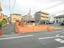 【神奈川県/川崎市幸区小倉】幸区小倉二丁目 土地 (1) 現地:全3区画:中央手前(1)