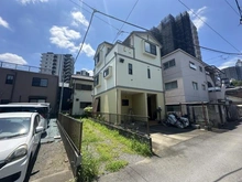 【埼玉県/所沢市東町】所沢市東町　土地 現地（古家あり）：中央奥側