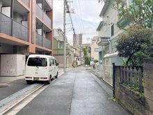 【東京都/豊島区西巣鴨】豊島区西巣鴨2丁目 土地 前面道路（物件：右手）