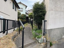 【神奈川県/横浜市神奈川区三ツ沢南町】横浜市神奈川区三ツ沢南町 土地 通路部分（２０２５年１２月撮影）
