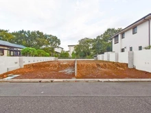 【東京都/東久留米市滝山】東久留米市滝山5丁目 土地 現地：全2区画　第1区画：右側