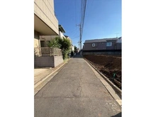 【東京都/世田谷区代田】世田谷区代田4丁目 土地 前面道路（２０２５年１１月撮影）