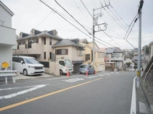 【神奈川県/横浜市鶴見区北寺尾】横浜市鶴見区北寺尾1丁目 土地 前面道路（撮影　２０２６．０２）